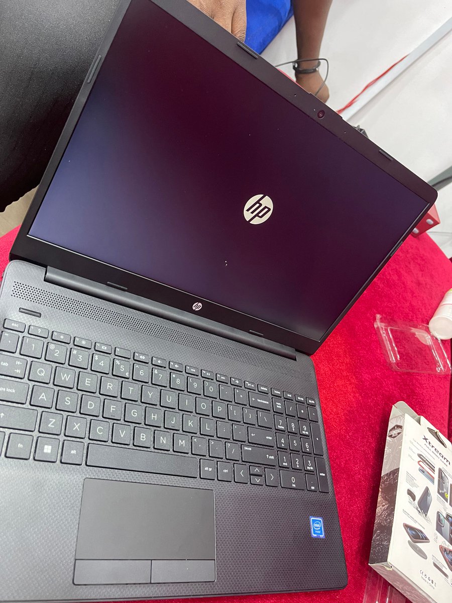 AlexChibueyim's tweet photo. DON'T MISS THIS OPPORTUNITY!

You can win a Brand New Laptop this November through the @hertechtrail Laptop support program.

Follow these steps to apply now:
🧵 https://t.co/TzFNTvuDpy