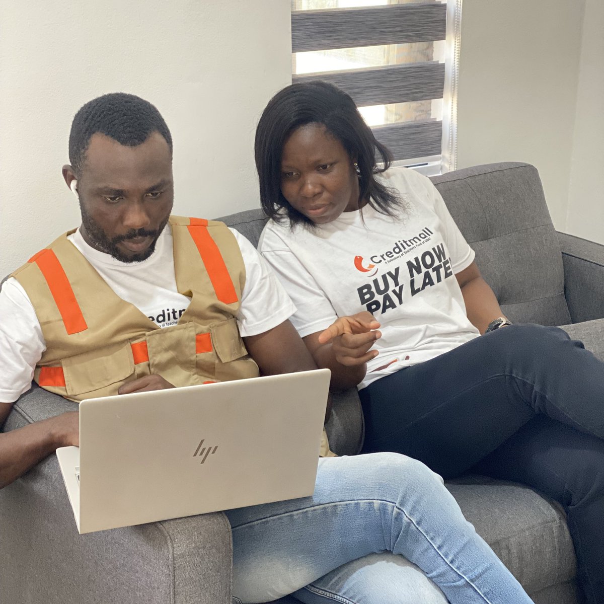 creditmallgh's tweet photo. #MondayViews | Caught some team members in action! πΈ
Happy Monday! Wishing you a fulfilling and productive week!
#creditmall #buynowpaylater #teamcml #lifecomfortable #happymonday #mondaymood #ghana #accra https://t.co/ZP146KjAnZ