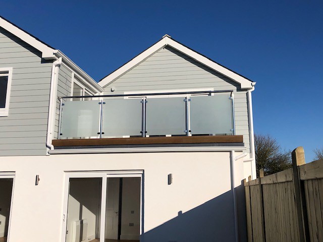 A choice of infill is available and our Aluminium Glass Balustrade solutions now include Wedge-Loc™ &amp; Mini Top Rail. Pro-Glass is also available in a variety of standard &amp; non-standard panels.

#construction #buildingmaterials #prorailing #balustades #landscaping #building