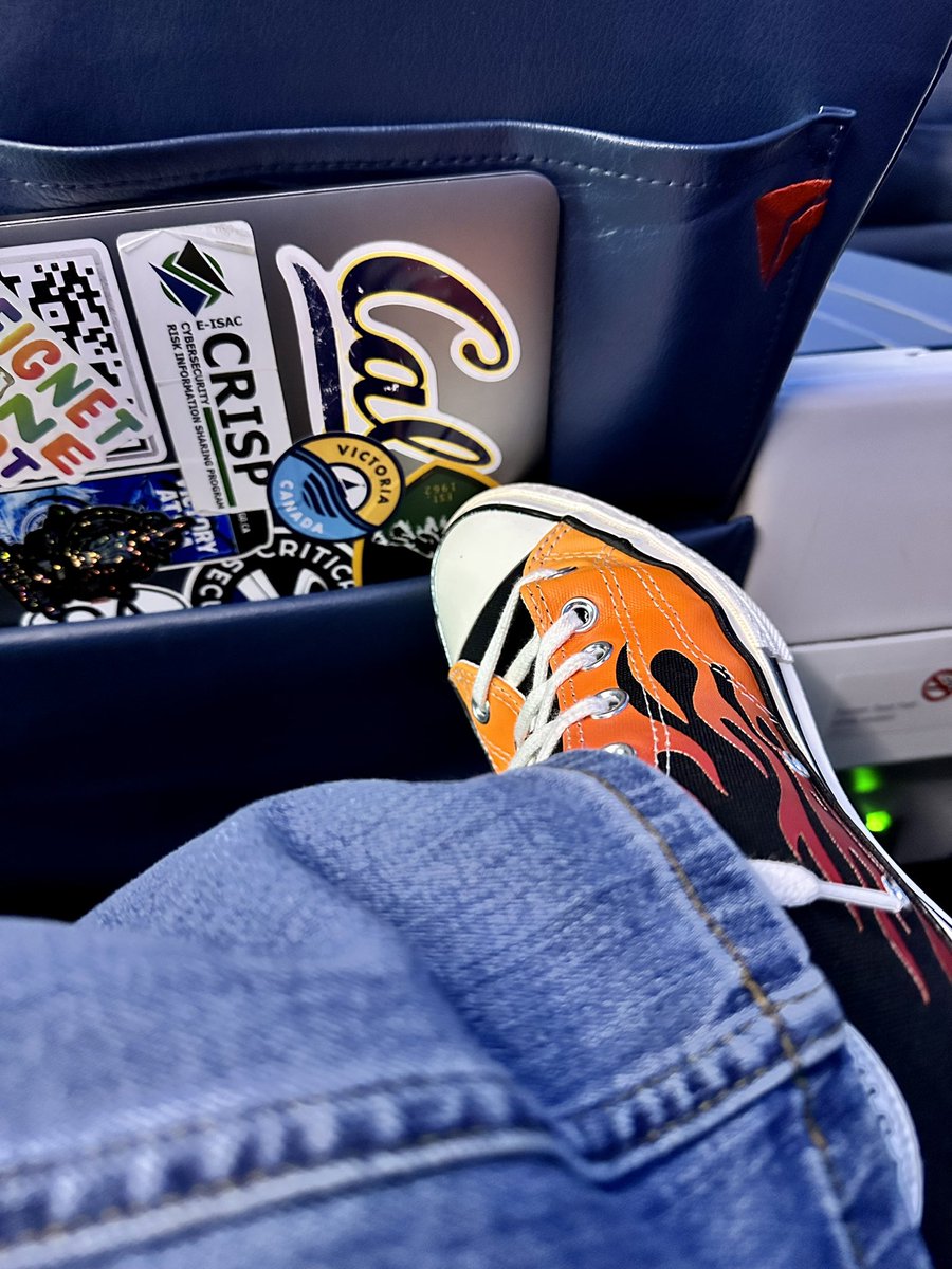 PKELLEY2600's tweet image. Channeling @Turbo81 for this morning’s flight. 

See you soon, #GridSecCon!