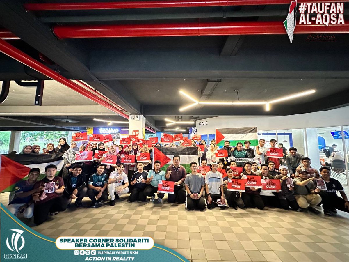 InspirasiV's tweet photo. ⚜️ [ LENSA SPEAKER CORNER SOLIDARITI BERSAMA PALESTIN ] ⚜️

Jutaan terima kasih buat semua speaker dan mahasiswa/i yang sudi hadir bagi bersama-sama menyatakan solidariti bersama Palestin.

#freepalestin #israelcuak
#ActionInReality #KitaGengInspi
#SiswaUKM #UniversitiWatan https://t.co/blBFL3Kcyn