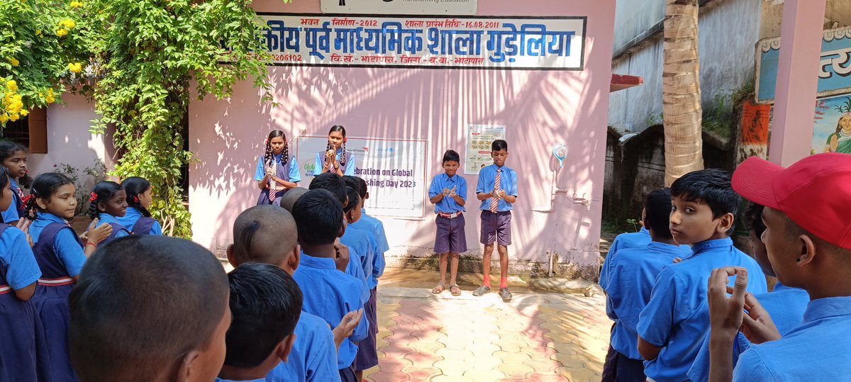 yogesh121188's tweet photo. celebrate Global Handwashing Day in school awareness and the student wash their hands with soap regularly.
#GlobalHandwashingDay #CleanHandsSaveLives #CGforHandWashing
@UNICEFIndia @BalodaBazarDist @jobzachariah @chandan_ias @birajakabi @abhisheksinghDP @ashishapri2 https://t.co/IhyNfc6NC9