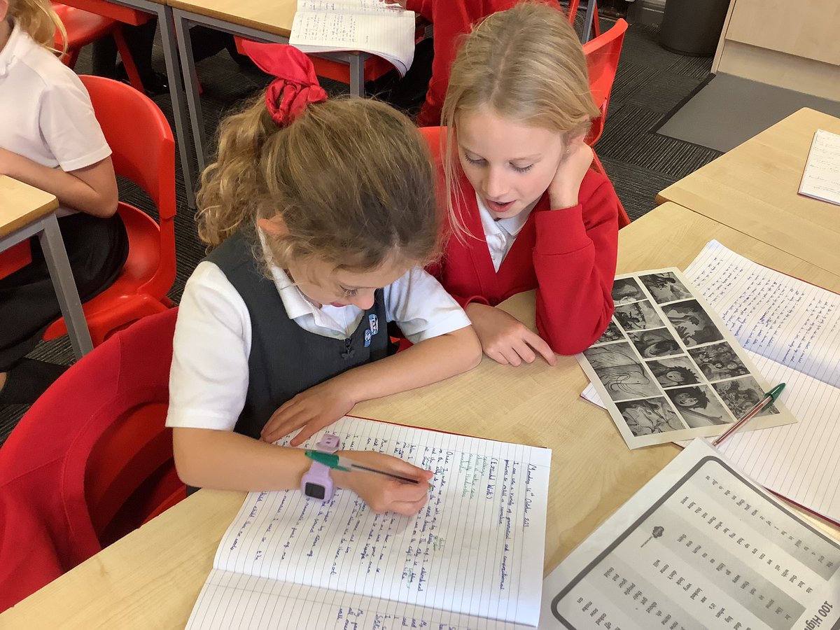 StPhilipsY3A's tweet image. We love working together to check our writing! @StPhilipCEAP #teamstphilips
