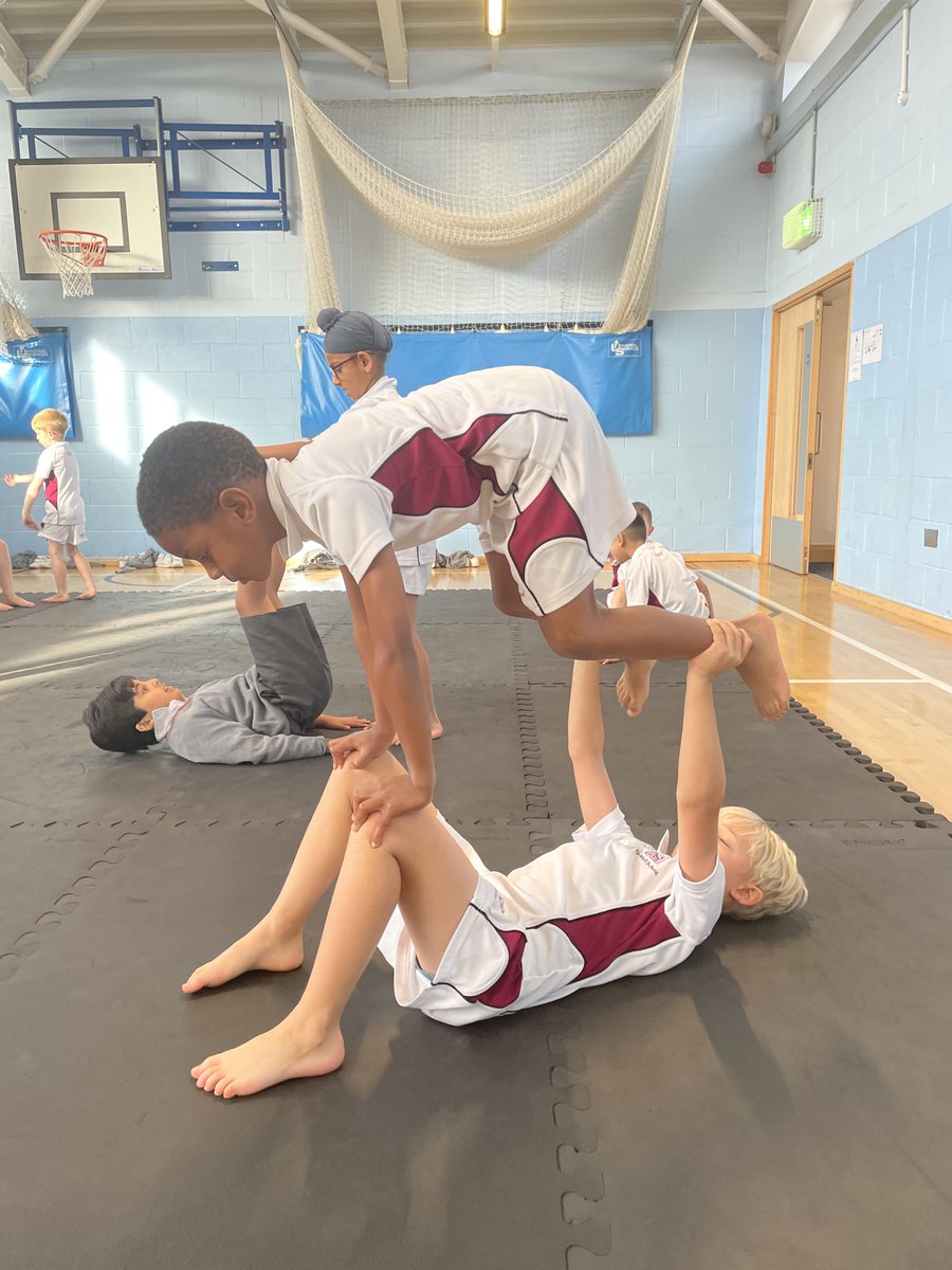 Themallschool's tweet photo. Year 3 & 4 are leveling up their gymnastics game, and their balance poses are nothing short of spectacular! π€ΈββοΈβ¨
#ignitetheloveoflearning #themallschoool #gymnastics #gymansticslife #PEProgress #YoungGymnasts #BalancingAct #balance #twickenham #richmond https://t.co/vuCAUNxQZq