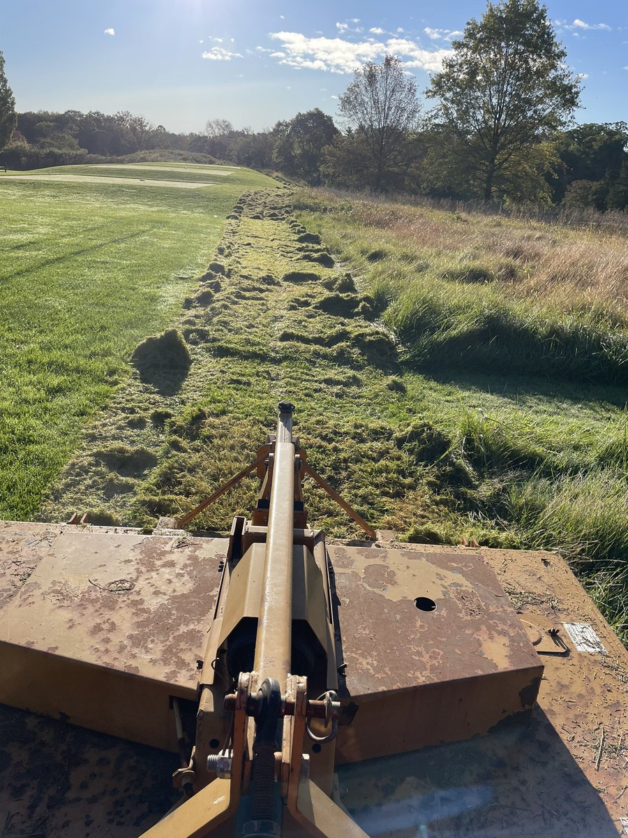 cschellerturf's tweet image. Seasons officially over time to mow the no-mow areas