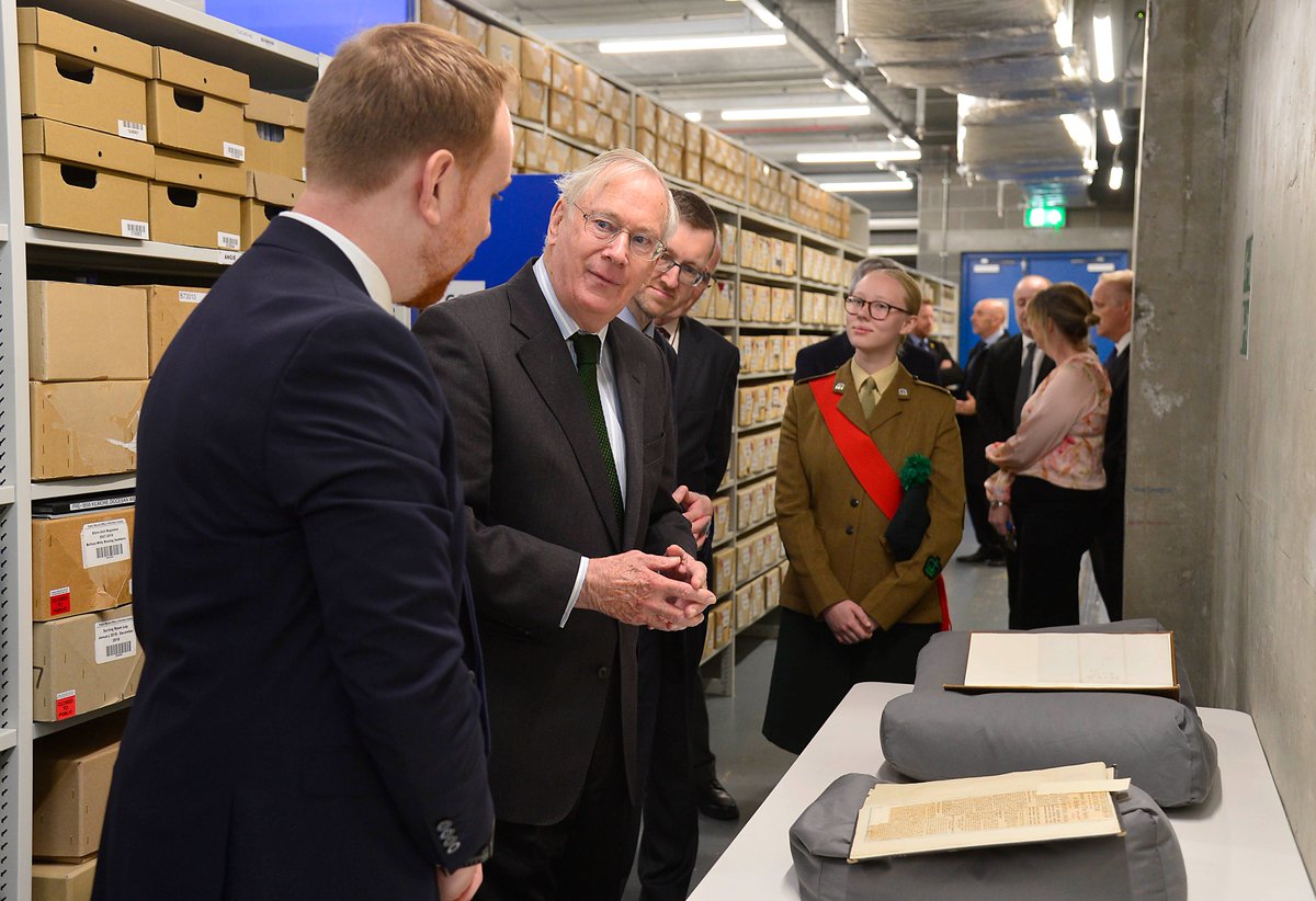 The Royal Family tweet media