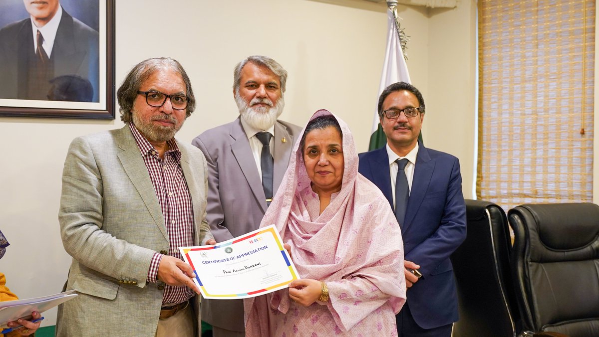 Today was a momentous occasion! <a href="/SecMoFEPT/">Secretary, Mo FE&PT</a>  hosted the 7 top performing STEAM Pakistan partner schools of FDE for tea at <a href="/EduMinistryPK/">Ministry of Education and Professional Training</a>. He appreciated the schools’ commitment to improving the learning experience of the students as part of the Ministry's initiative.

Inspired by