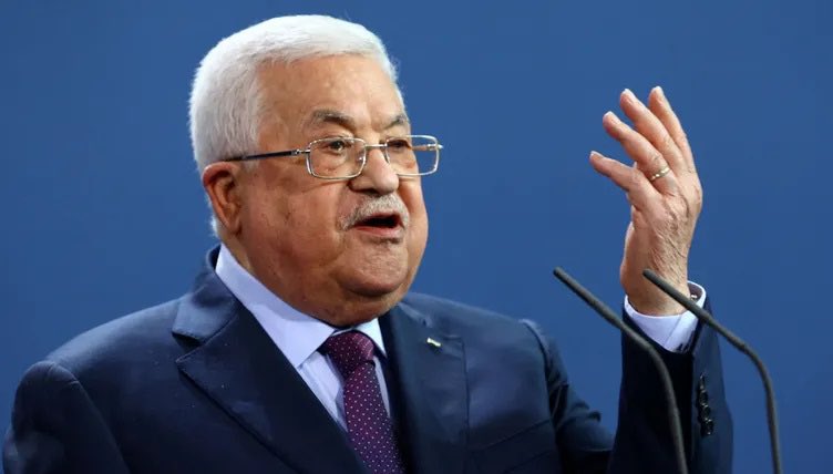 عباس يؤكد هاتفيا لـ رئيس الوزراء البريطاني على ضرورة خلق ممرات آمنة لإدخال المواد الإغاثية لغزة