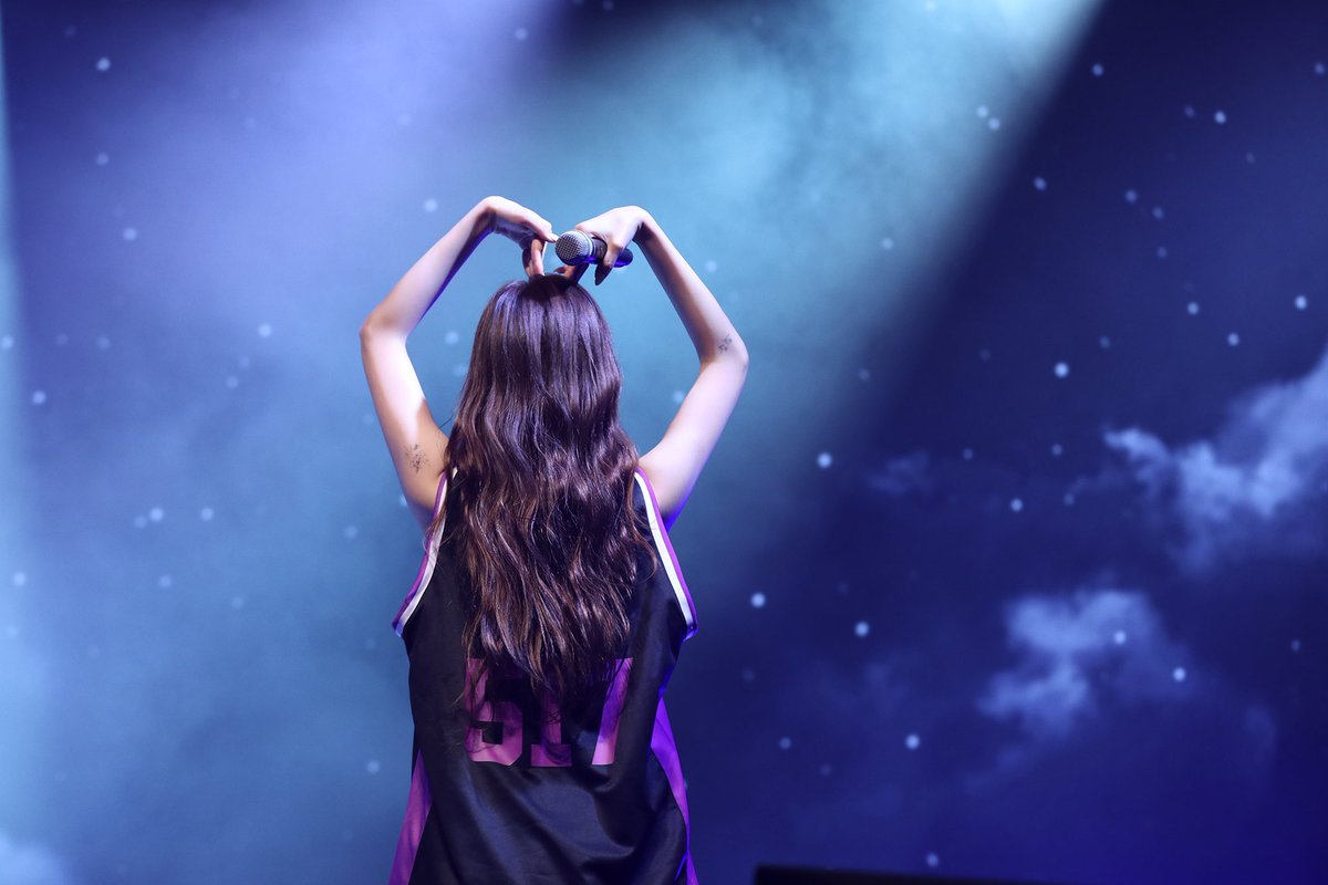 7_DREAMERS's tweet photo. [NAVER] 231016 Dreamcatcher’s ‘REASON : MAKES DREAMCATCHER 2023’ Tour Behind Part I (10/10)

3/6 Reading

🔗 https://t.co/mByIO20QvC

#지유 #JiU #다미 #Dami
#드림캐쳐 #Dreamcatcher
#2023WorldTour
#REASON_MAKES https://t.co/WotM3brJ2X