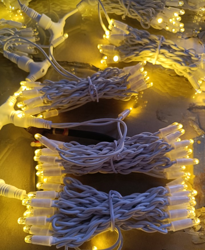 QinNerissa's tweet image. Customized led curtain light with T-cord
May I know if your house need some decorate lights?
#ledcurtainlights #lediciclelights #ledstringlights #ledchristmaslights