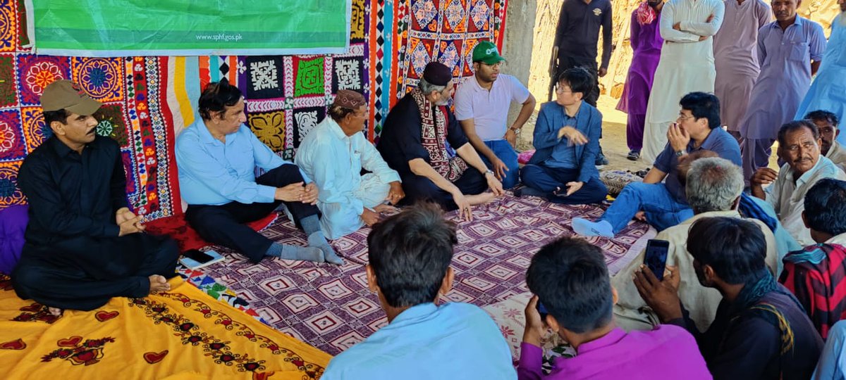 HANDS_Welfare's tweet photo. Today, @ADB_HQ and @SphfOfficial Officials visited our #Villages in District Thatta. They Engaged with the community; villagers shared essential needs. ADB &amp; SPHF officials appreciated our impactful work in District Thatta.

#ADBank #AbadRahayYeAashiyana https://t.co/d5tOTayUp5