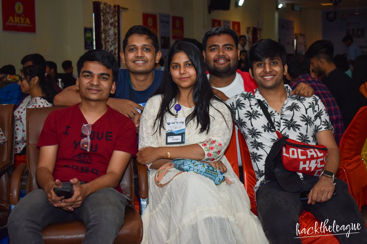 HackTheLeague's tweet photo. Hey hackathon builders!
What are the kind of elements or things that you find missing in nowadays in-person hackathons and would love to get them in any in-person hackathons?
Be open with your ideas, any idea is welcome!!
#hackathon #hackathonideas #hackathons #web3 https://t.co/f3VcheSxO8
