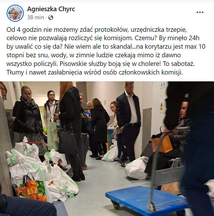 SzJadczak's tweet photo. Halo @PanstwKomWyb, macie takie zgłoszenie? https://t.co/HWfqa5qYAO