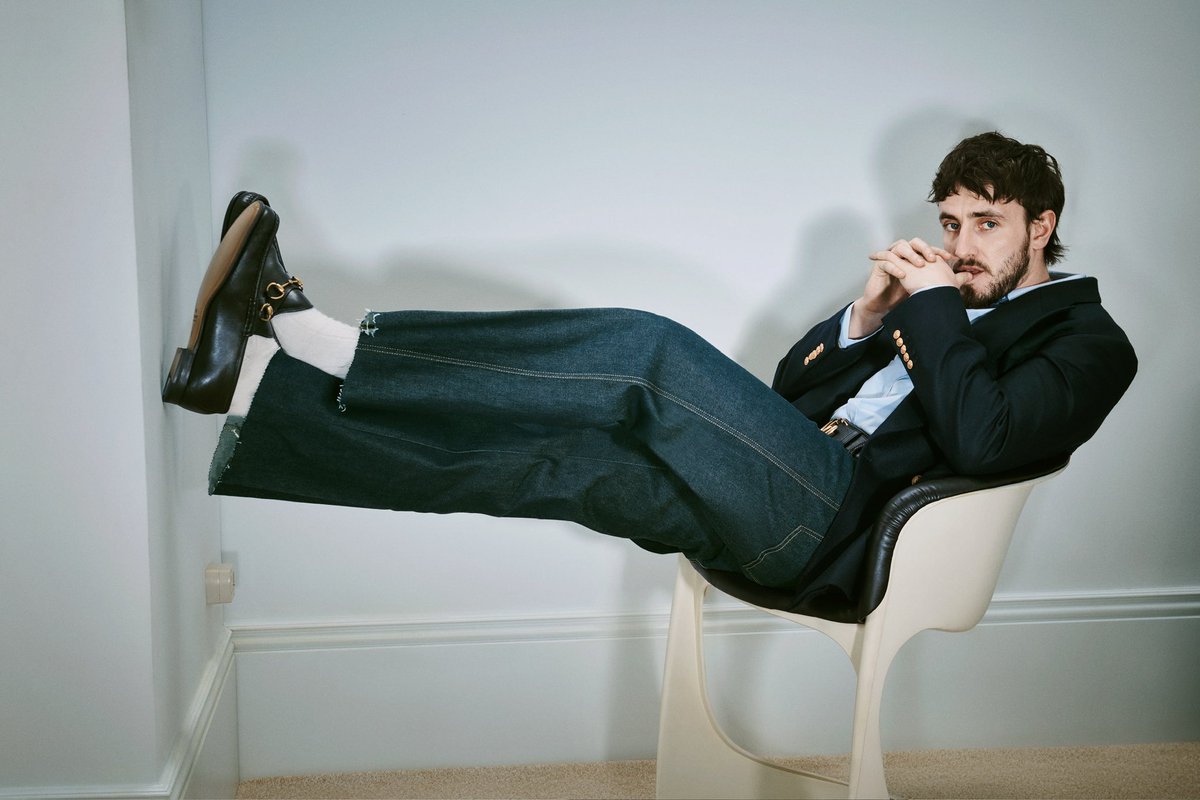 FilmUpdates's tweet photo. Paul Mescal for Gucci https://t.co/KsHZshcwG5