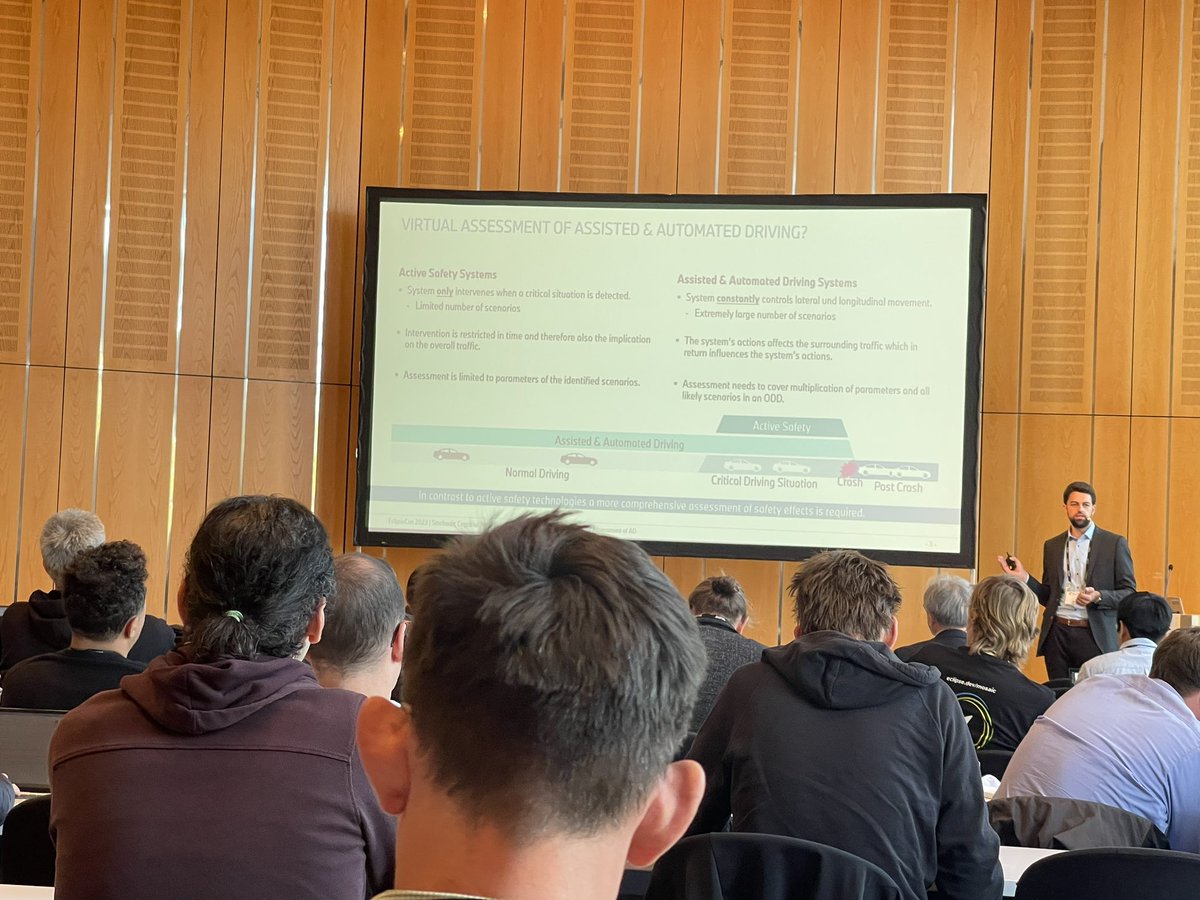 t_mashologu's tweet image. Full house at #SDV #CommunityDay @EclipseCon #EclipseCon2023 #Automotive #OpenSource
