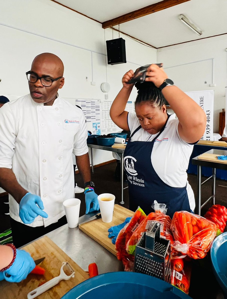 mowcs_sa's tweet photo. Tygerberg Meals on Wheels in Parow, Western Cape hosting volunteers from @PepsiCo preparing 500 hot cooked meals for #WorldFoodDay2023 

#zerohunger 
#charityinmotion #delivering #foodsercurity 
#WorldFoodDay #sustainableagriculture 
#mealsonwheels #globalfoodchallenge #NutritionForAll
#hope #transforminglives #endhunger