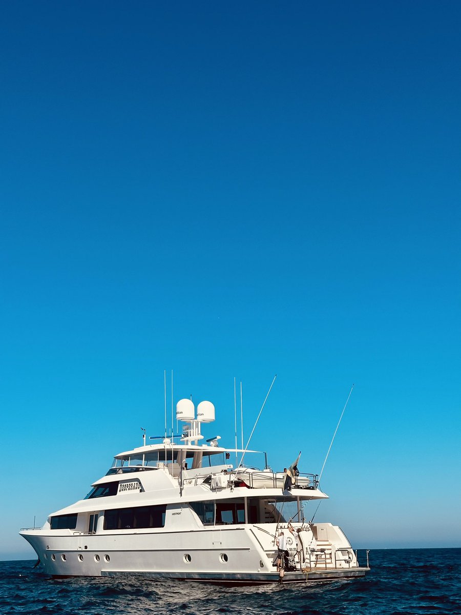 AjibolaFasola's tweet photo. POV: Catalina Island
πΈ: @AjibolaFasola
#Catalina #Catalinaexpress #CatalinaIsland https://t.co/4rgR5Z7yqo