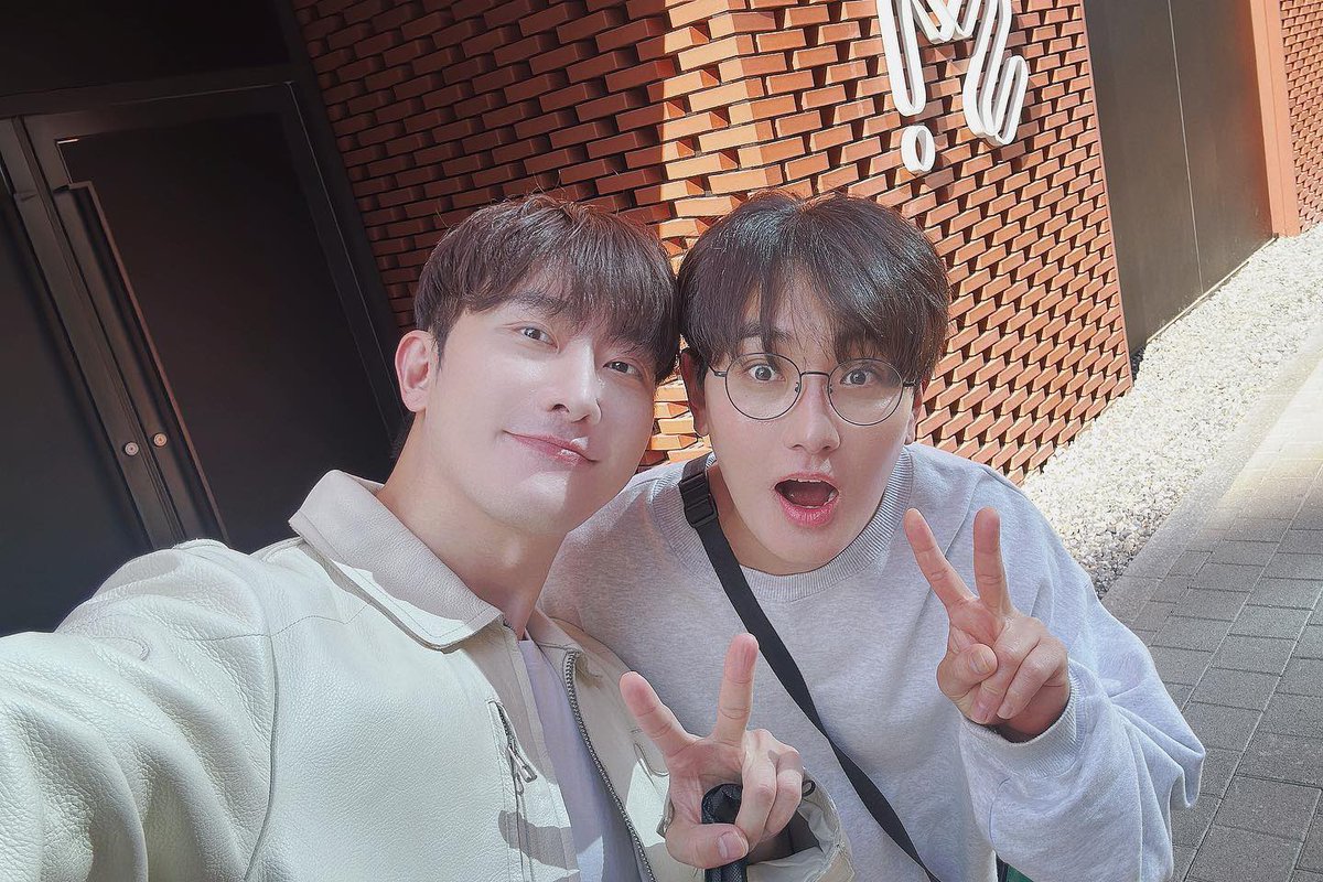 Wo Ai 觅 -for Zhou Mi- 🌞 tweet media