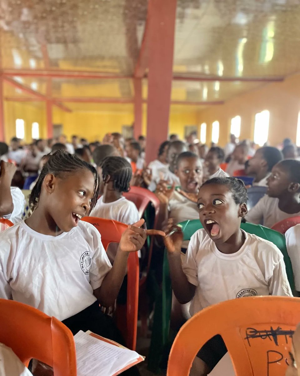 ladydynamique's tweet photo. During our "One Week With The Girl Child Project," the girls committed to create change with their friends. This makes an extra 200+ girls who will lead the next revolution of positive change in the society. Are you with us #GirlsForTheSdgs #girlseducation #empoweringgirls https://t.co/gKS94eLwQM