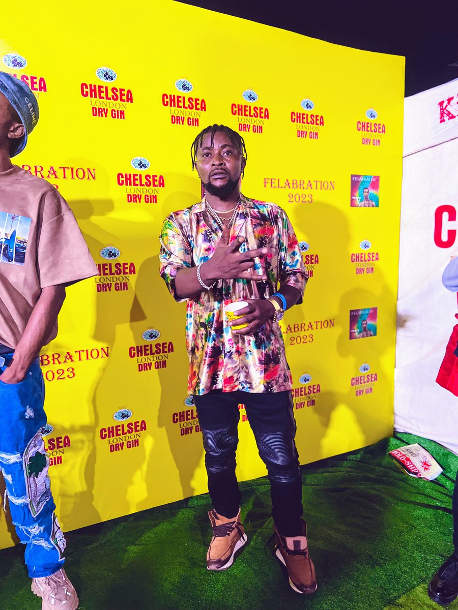 KakaFilms's tweet image. open.spotify.com/artist/4nzsR22…