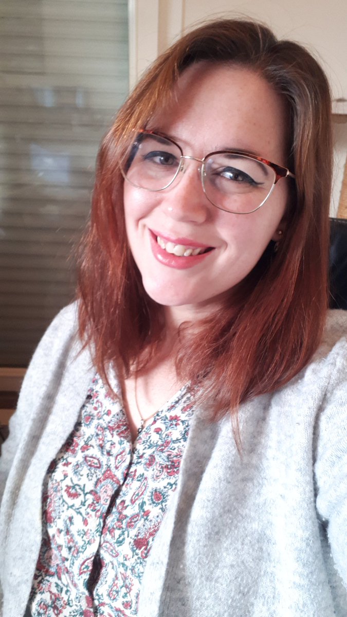 shiynmey's tweet photo. Aujourd'hui j'ai 32 ans.
Je ne suis pas propriétaire. Je ne vis pas de ma passion que je ne fais pas autant que je voudrais. Ma santé est celle d'une femme de 60 ans.
Mais je suis heureuse!
J'ai un chéri et un fils formidables!Une famille et des amis aimants!
Alors je profite 😊 https://t.co/izNKrcXJzc