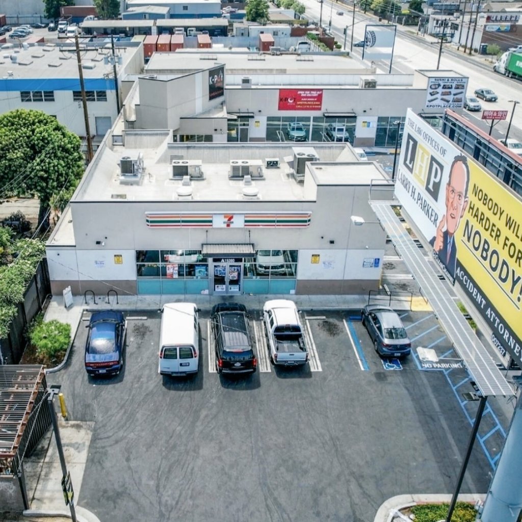 ambitcd's tweet photo. Always excited to bring the iconic 7-Eleven experience to new neighborhoods. 🏗️🛒 

https://t.co/myivgWDqNB

#Construction #BuildingMasters #StructuralSavvy #BlueprintBrains #constructionsafety #ConcreteCraze #BuildItRight #ConstructionGenius #SiteSculptors #SkilledBuilders https://t.co/aCshed64A4