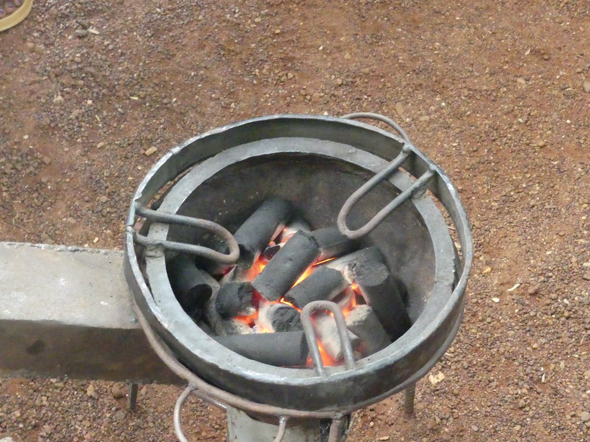 On passe tout doucement au charbon écolo par ici!