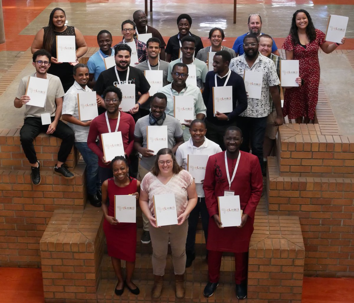 eLwazi_ODSP's tweet photo. We would like to thank the organizers of the #ContainersandWorkflows workshop &amp; our collaborators @MADIVA_DSI. We wish all the participants of the workshop a successful #ContainersandWorkflows journey. https://t.co/wfDmJSrEeo
