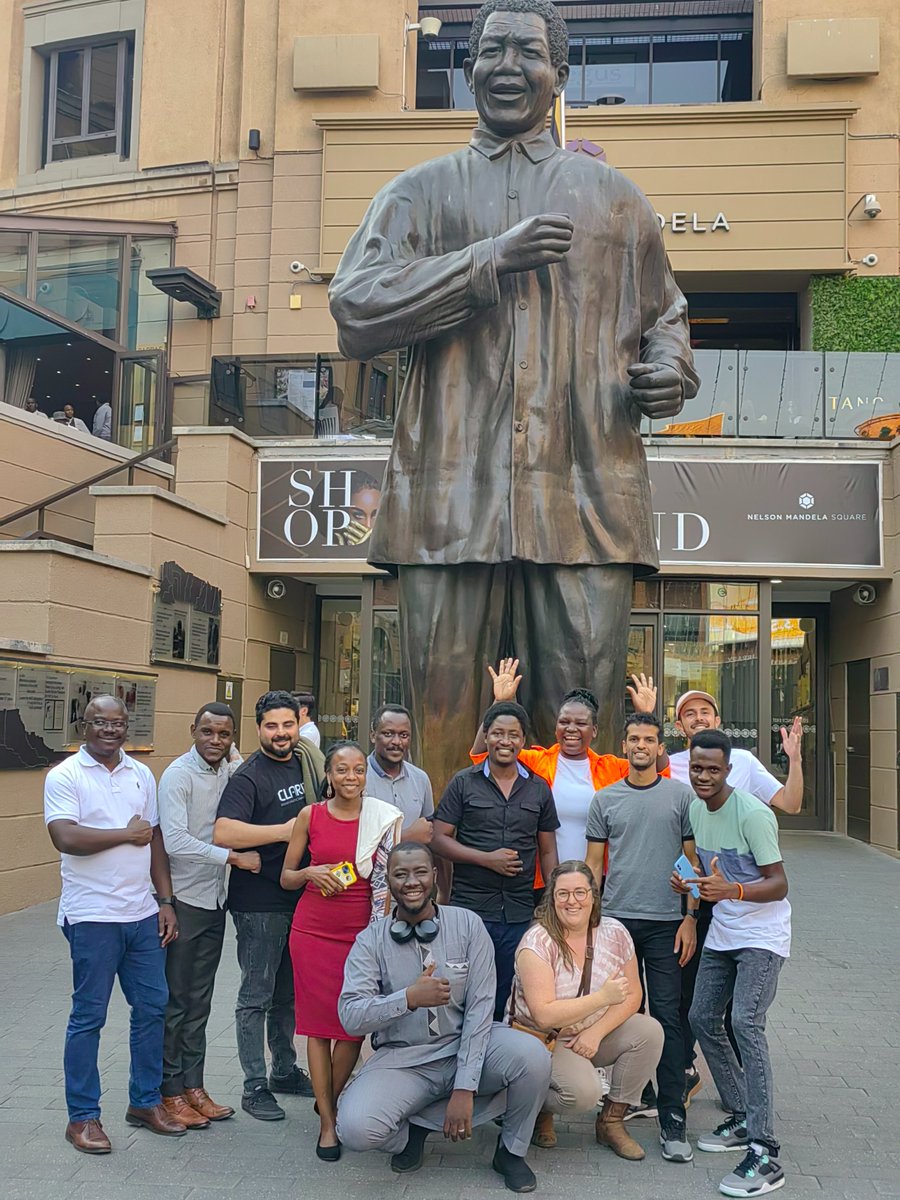 eLwazi_ODSP's tweet photo. We would like to thank the organizers of the #ContainersandWorkflows workshop &amp; our collaborators @MADIVA_DSI. We wish all the participants of the workshop a successful #ContainersandWorkflows journey. https://t.co/wfDmJSrEeo