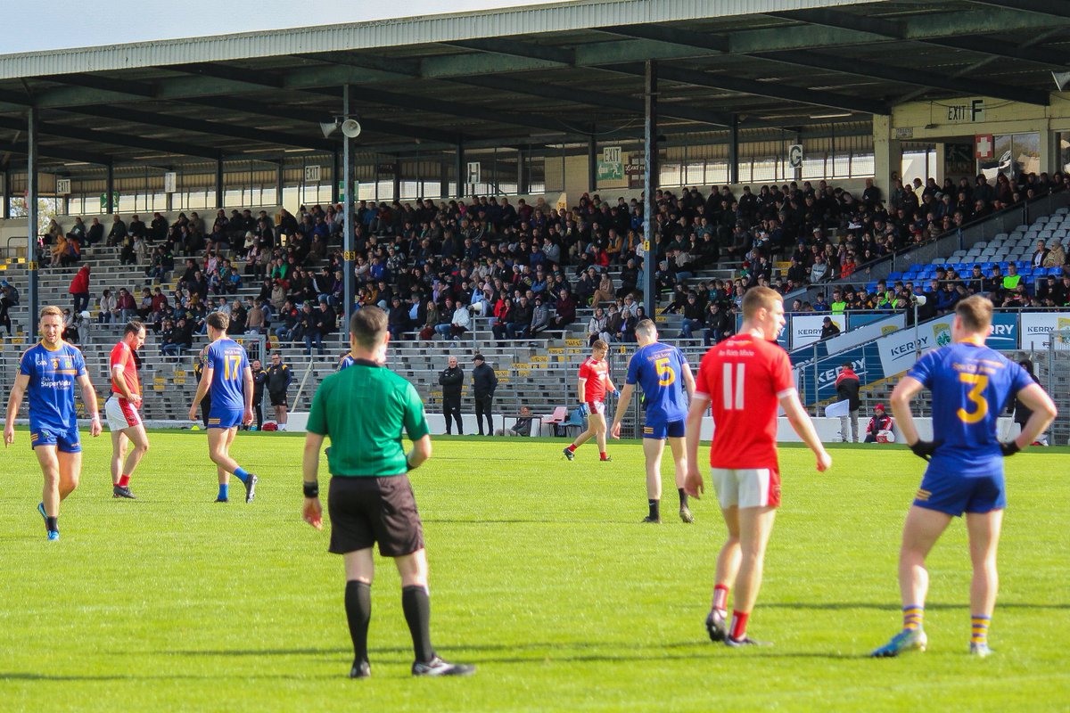 fitzgeraldstad's tweet image. 🔥 It was a battle of wills, a clash of titans, as Rathmore faced off against Spa. In a game where every point mattered, they left it all on the field. Rathmore secured a 0-14 to 1-8 victory in this intense showdown. 🏐💥
 #GAA #IntenseMatch @rathmoregaa @gaa_spa