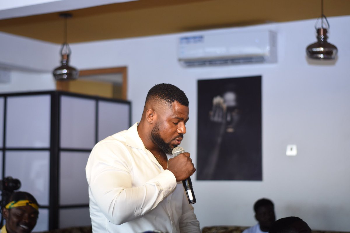 heyomeapp's tweet photo. Images from the weekendβs Get Social Seminar.
@TwoTerty_ @AsieduMends @nana_amatiwaah
#heyome #getsocialseminar https://t.co/PHxz2ZN1nM