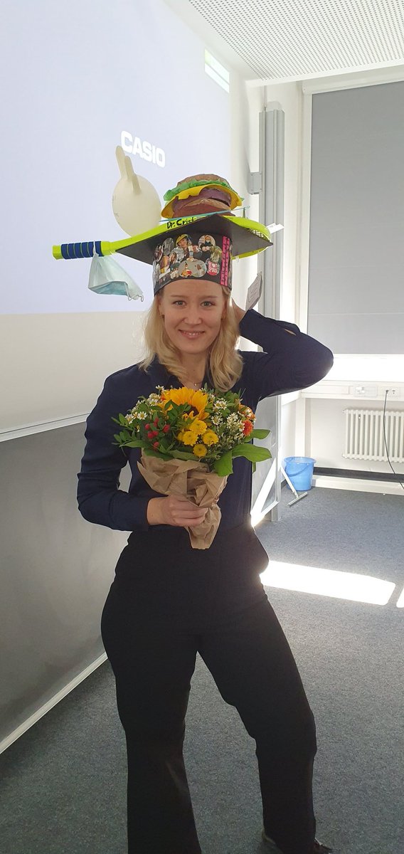 Congratulations to Dr. Cristina Kroon on a successful PhD viva 🎊💐🥳 well done!!
