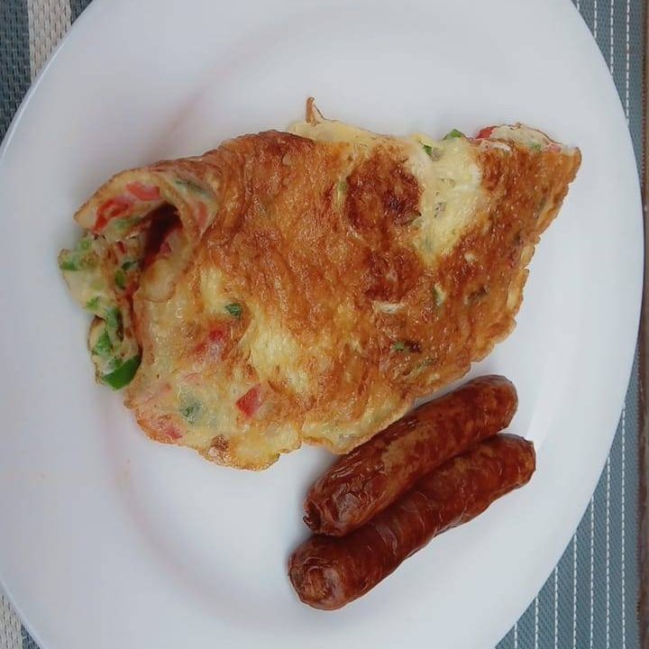It is a very Egg-citing Monday morning here @kangshotel with a whispering ambiance and a chill vibe. #karibukangs #breakfast  #Branch #Foodie  #malindikenya #tembeakenya #MondayVibes
