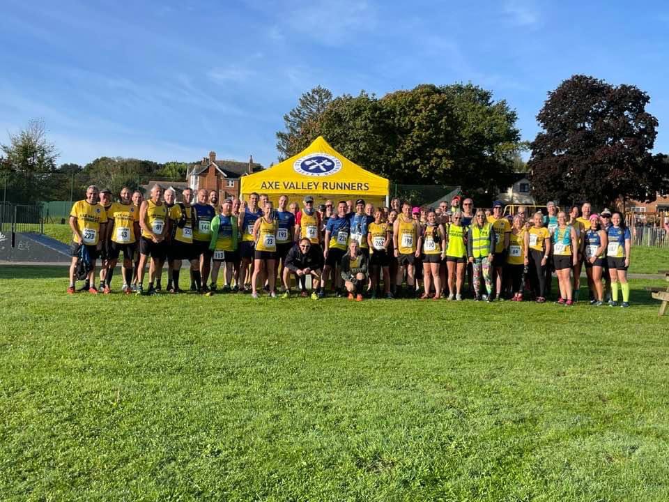 This week’s race report kindly written by @jumpylegs. ✍️⛰️ #TeamAVR👊 #ColyTEN⛰️ #BathHalf #GreatSouthRun #ukrunchat 

axevalleyrunners.org.uk/2023/10/colyte…