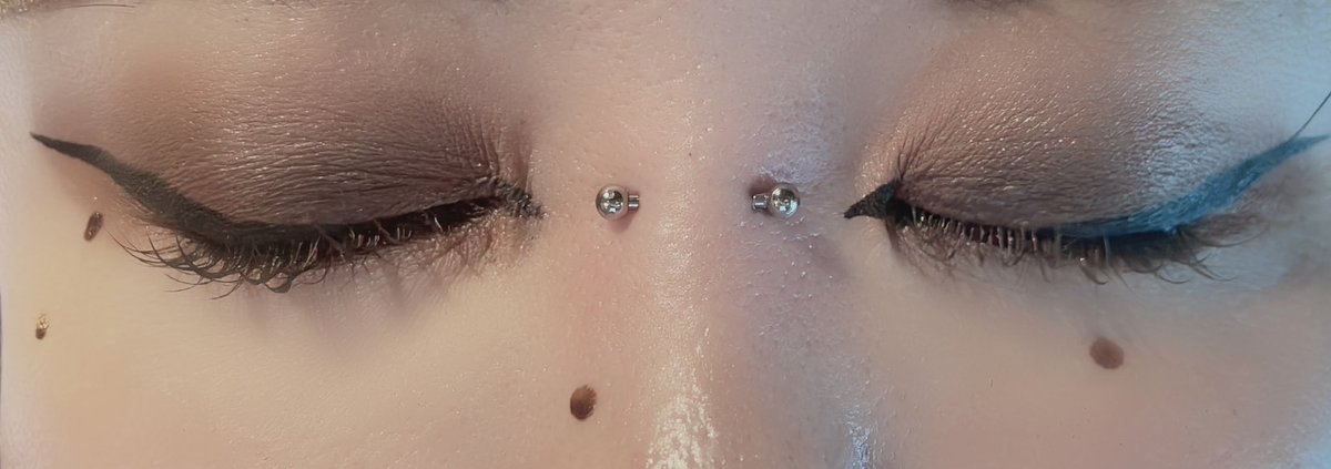 rebel_piercing's tweet photo. ~ブリッジ~
#宮城 #仙台 #国分町 #ピアス #ピアスショップ #ピアススタジオ #ブリッジピアス
#miyagi #sendai #pierce #piercing #pierceshop #bridgepiercing https://t.co/4WtTQL2oXS