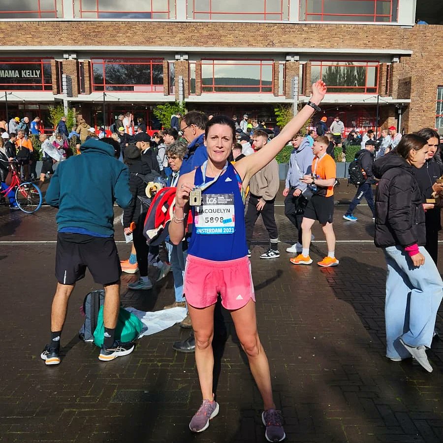 HawkinsRunning's tweet image. RESULTS

A very good day for our 3 runners racing at @TCSadammarathon yesterday with all 3 coming back with new PBs 🙌🙌
- Stephen, 3.01.48 (7m 36s PB)
- Graeme, 3.08.33 (6m 49s PB)
- Jacquelyn, 3.29.39 (7m 28s PB)