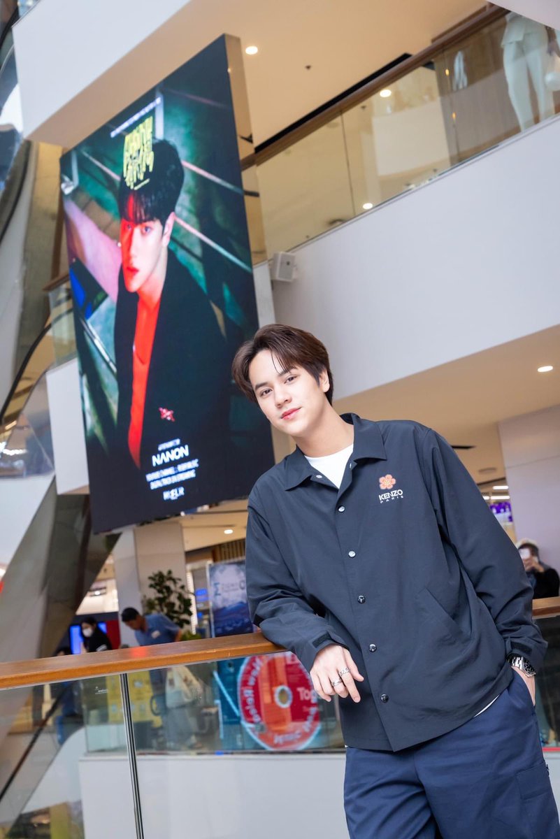centralwOrld's tweet photo. Nanon คนดีแวะมาดู MV ที่จอ digital void screen ด้วยจ้า

💔”ความพยายามอยู่ที่ไหน" เพลงใหม่ล่าสุดจาก  Nanon  ใน #CTWMusicNewRelease
ฟังเพลงและชม MV ได้ที่ Digital Void Screen at Beacon Zone, LED Entrance จอทางเข้าศูนย์การค้าฯ ศูนย์การค้าเซ็นทรัลเวิลด์

📍 ตั้งแต่วันที่ 15 ตุลาคม 2566 - 24 ตุลาคม 2566

#centralwOrld #CTWMusicCommunity #CTWMusicNewRelease #NANONความพยายามอยู่ที่ไหน #Mynameisnanon #RISERMUSIC
