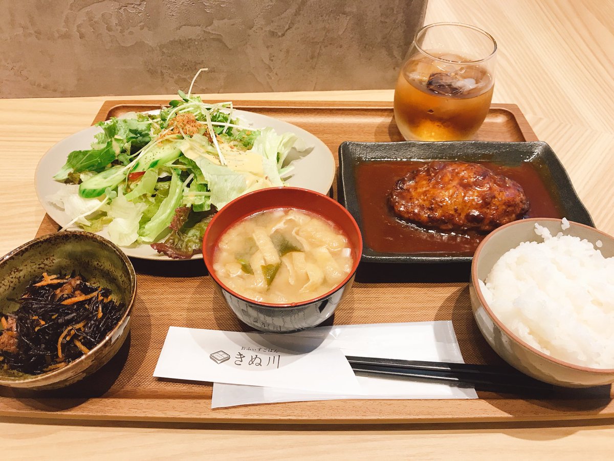 1010matsusan's tweet photo. #おふぃすごはんきぬ川
#KANCH
ごちそうさまでした https://t.co/1tfqkIu0uy