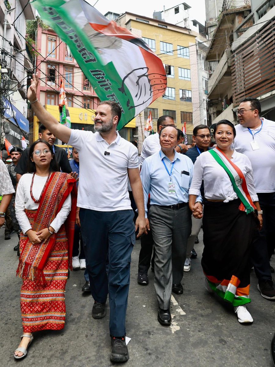 FennRussel's tweet photo. People of Mizoram 💙 BharatJodoYatra
#kingofindia #rahulgandhi #Believer #bharatjodoyatrayatra #bharatjodoyatra #BharatJodoYatra #fennrussel #inc #incforever #congress #INCforever #Congress https://t.co/72vFp2fTe9