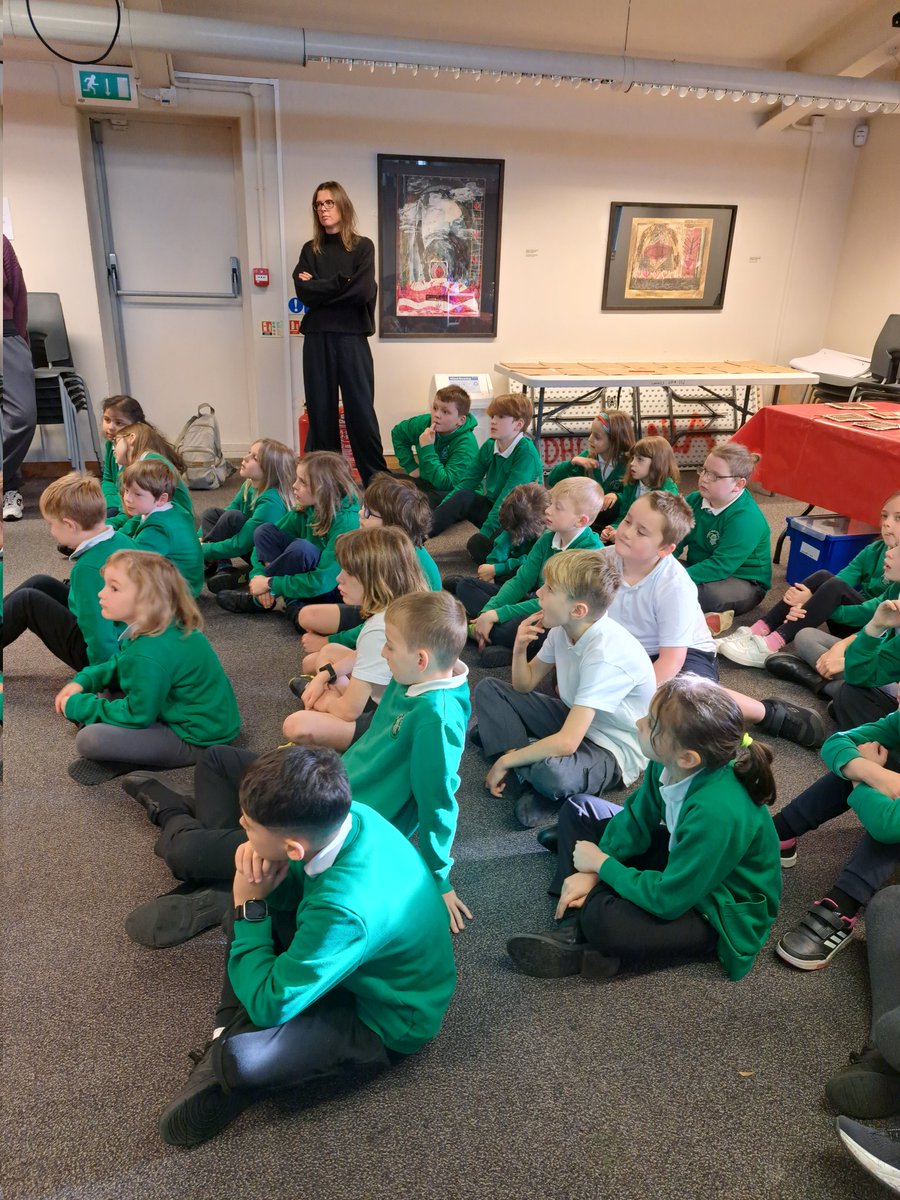 MatlockPrimary's tweet image. Arrived at the University of Nottingham museum for our Archaeology day!