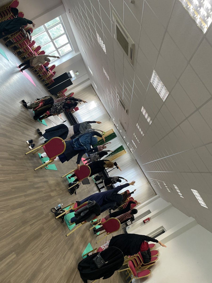 communityone1's tweet photo. Women’s Only Yoga. 🧘‍♀️ 

The body benefits from movement, and the mind benefits from stillness ♥️. 

Join us every Monday at Pakistan Community Centre 10-11am. https://t.co/DbMV6Nl6sP