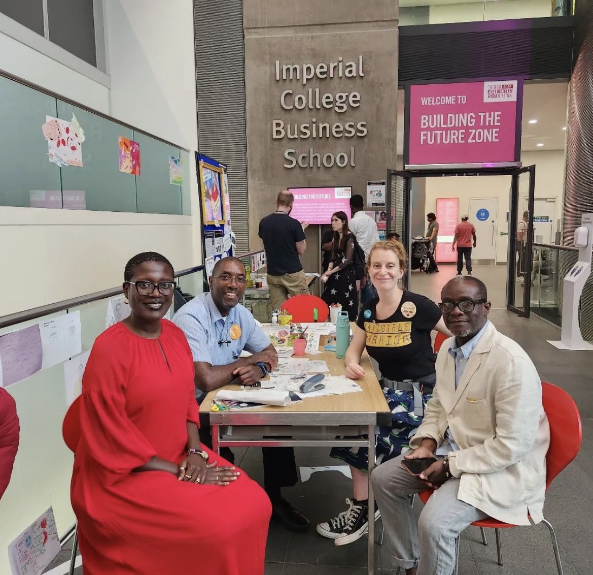 ImperialSCG's tweet photo. Imperial Sickle Cell Group attends the Great Exhibition Road Festival
@InvisWarriorSCD and @DesignforSickle raise awareness for Sickle Cell at Imperial College London 
18th June 2023
@ProfeshPatient @linda_science @juliemakani @imperialcollege @ExRdFestival @asmauali 
#sicklecell https://t.co/8DctQXszZB