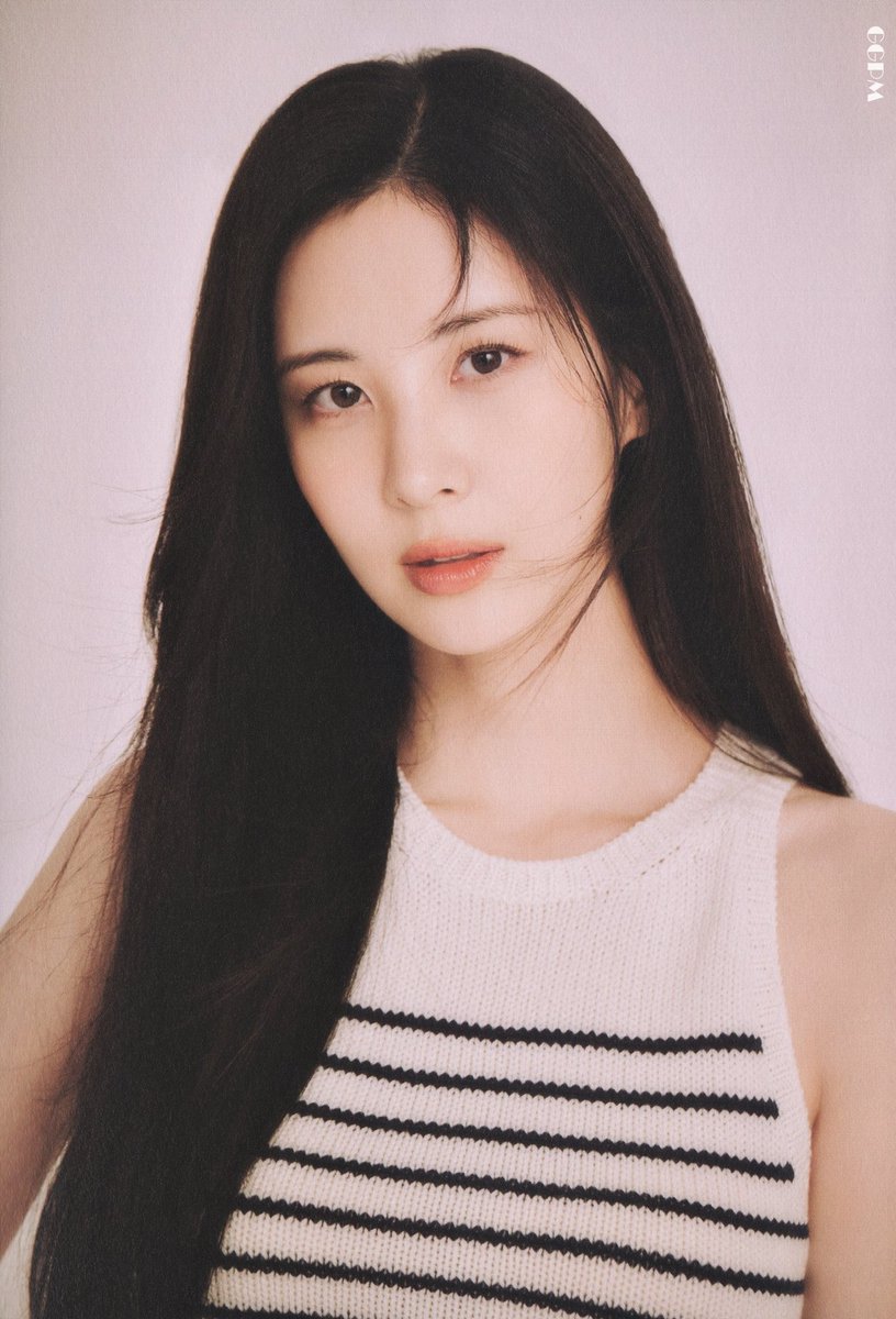 Buscamos 𝐒unny ☀️ y 𝐒eohyun 🍼 para poder completarnos. Sólo pedimos que hablen mucho, hagan textos para eventos/streams, nos quieran bastante y no le tengan miedo al éxito de estar rodeadas de loquitas buenas. No es necesario PJ fijo. ♡

¿Nos ayudan con un RT, por favor?