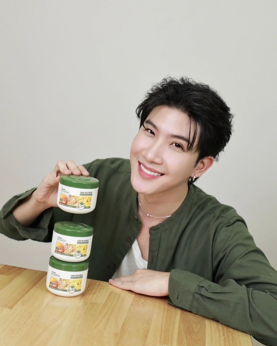 KhaotungTWFC's tweet photo. 媽咪們可以開始保養秀髮了✨🤍
🔗 https://t.co/TP3qIJ7FPg

🌻 khaotungg IG

#BioNutrients
#khaotungg #เด็กน้อยของขต https://t.co/D8bHtxmlbW