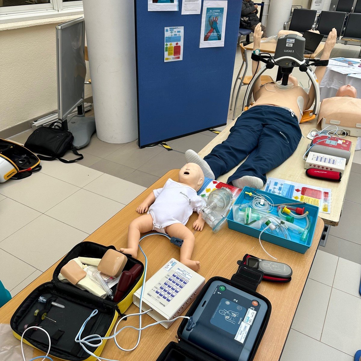 Vania Jacinto (@vaniajacintos) on Twitter photo Today, we are celebrating the #WorldRestartAHeart at Broomfield Hospital to raise awareness about cardiac arrest and help people learn about CPR.
Come along and visit the Trigger Response team, who will teach you some lifesaving skills!
<a href="/MSEHospitals/">Mid and South Essex NHS Foundation Trust</a> <a href="/TheBHF/">British Heart Foundation</a> <a href="/ResusCouncilUK/">Resuscitation Council UK</a> Today, we are celebrating the #WorldRestartAHeart at Broomfield Hospital to raise awareness about cardiac arrest and help people learn about CPR.
Come along and visit the Trigger Response team, who will teach you some lifesaving skills!
<a href="/MSEHospitals/">Mid and South Essex NHS Foundation Trust</a> <a href="/TheBHF/">British Heart Foundation</a> <a href="/ResusCouncilUK/">Resuscitation Council UK</a>