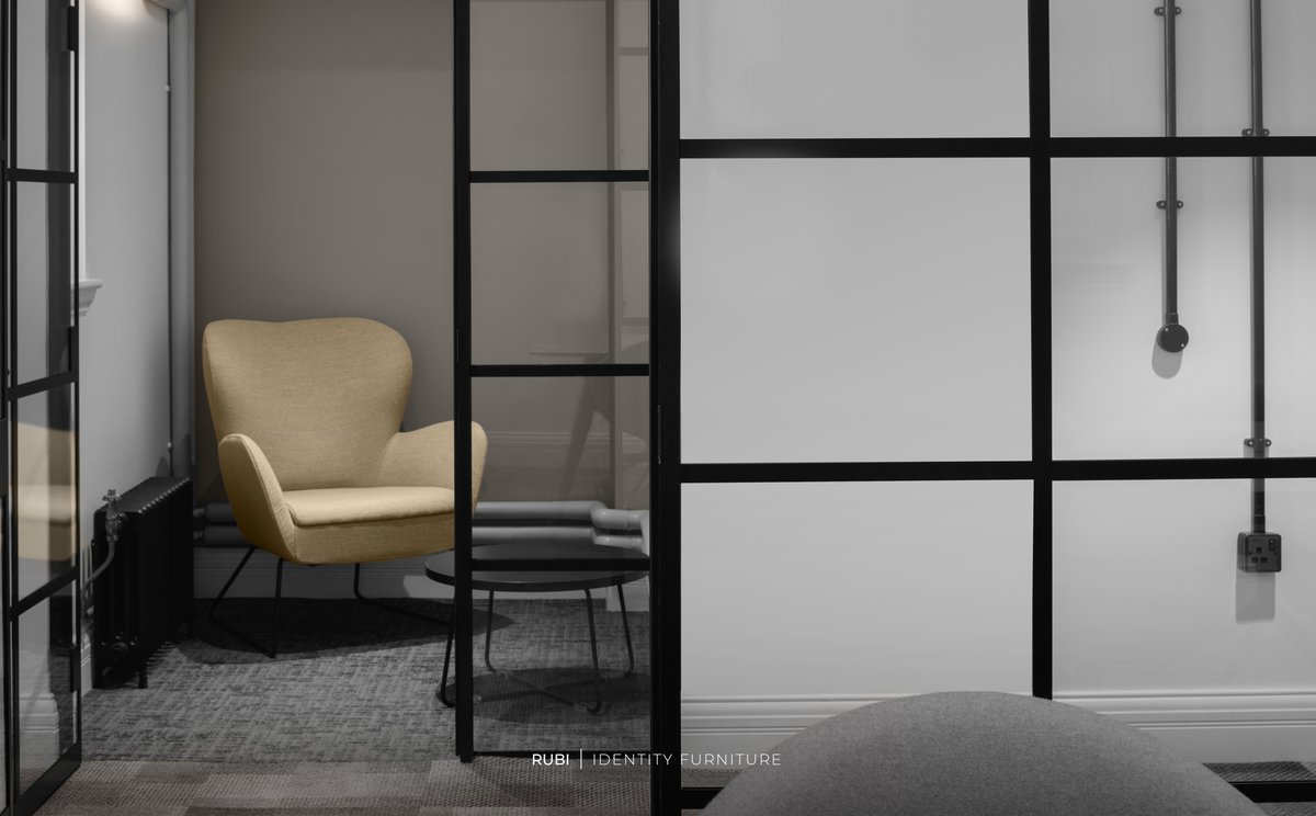 Making a first impression is important and the Rubi chair does just that. The distinctive, contemporary design and striking curves ensure that Rubi will make a statement wherever it is.
———
#IdentityFurniture
-
#officefurniture #officedesign #loungeseating #officeseating #comfort