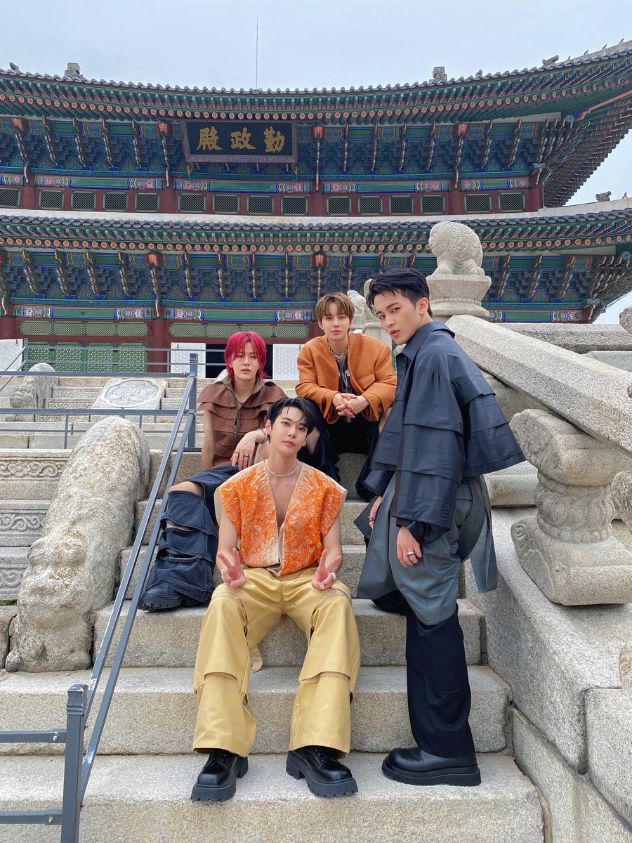NCTsmtown_127's tweet photo. ✔️🌟🪸✔️

#NCT127 #FactCheck #不可思議
#NCT127_FactCheck
#NCT127_FactCheck_불가사의
#FactCheck_불가사의_不可思議 https://t.co/PvYu0hYkwk