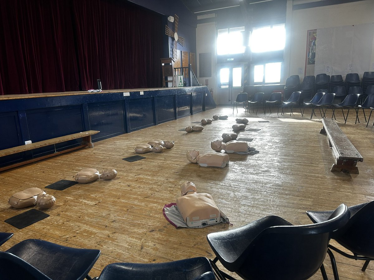 Christopher Doherty (@aap_chris) on Twitter photo Today is #RestartAHeart Day and I am out with <a href="/SCAS999/">South Central Ambulance Service</a> and <a href="/scacharity/">SCASCharity</a> teaching what looks to be about 300-400 students CPR and how to save a life with <a href="/TheBHF/">British Heart Foundation</a> Today is #RestartAHeart Day and I am out with <a href="/SCAS999/">South Central Ambulance Service</a> and <a href="/scacharity/">SCASCharity</a> teaching what looks to be about 300-400 students CPR and how to save a life with <a href="/TheBHF/">British Heart Foundation</a>