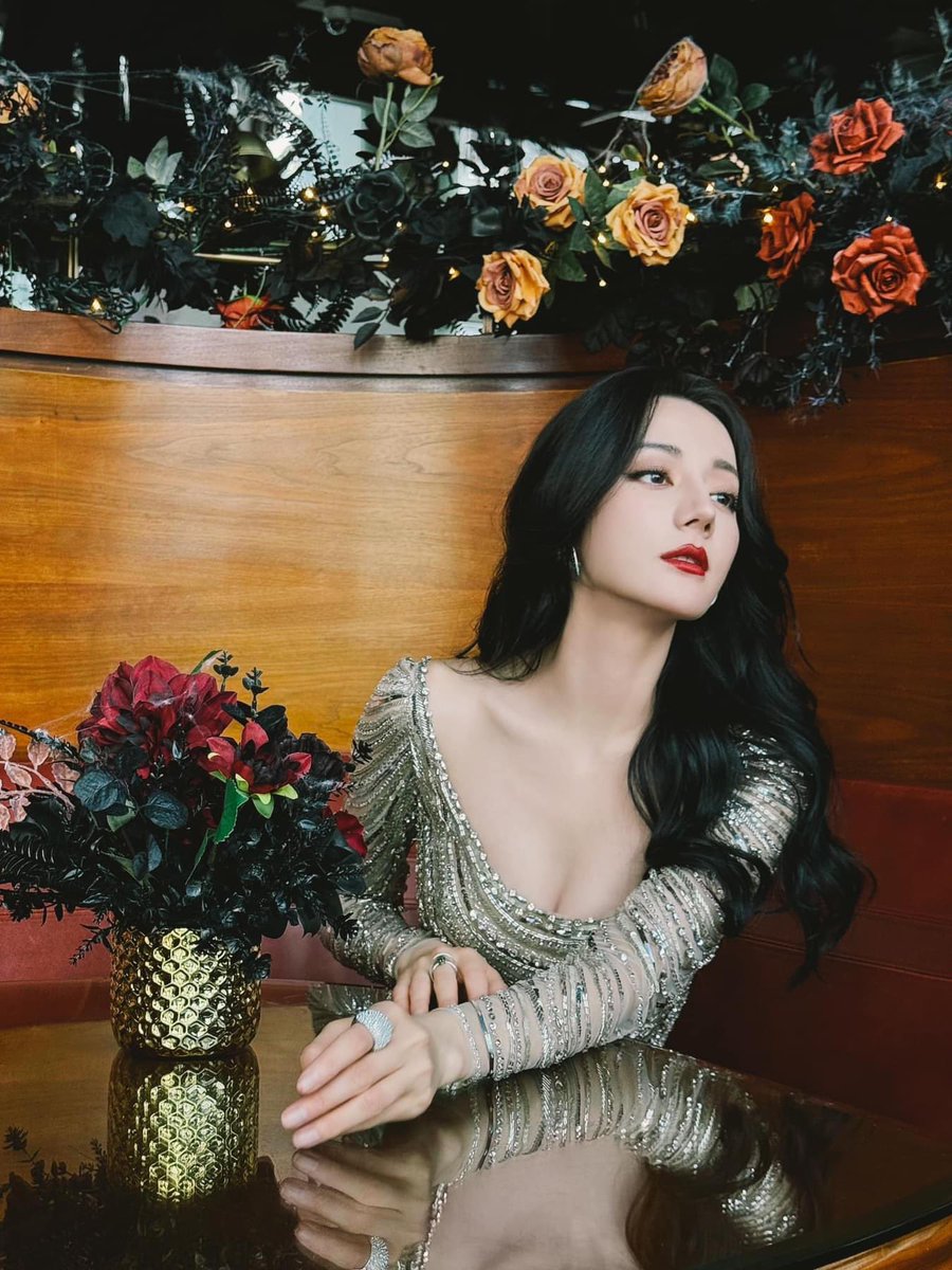 Allcbizmelons's tweet photo. #Dilireba for Swisse event

#Cpop https://t.co/vmqr81nqRB