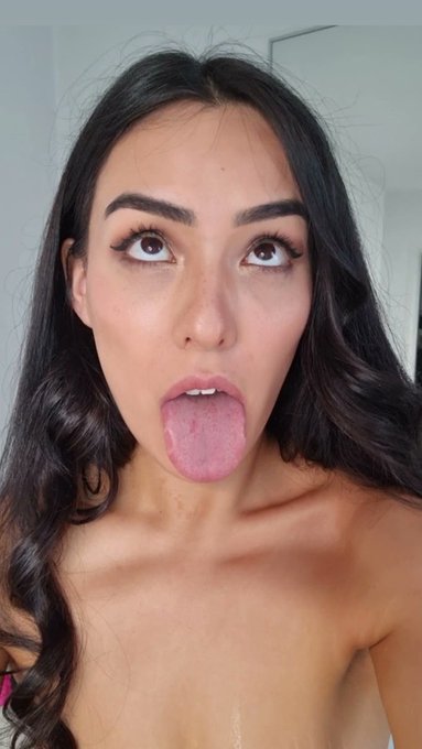 Dazed and confused   My attempt at #ahegao https://t.co/U5eLXBK8yU<a href="/tag/ahegao"class="tags">#ahegao</a>